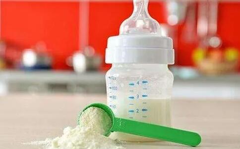 国产奶粉前十强排名婴幼儿？国产婴幼儿奶粉哪家强？